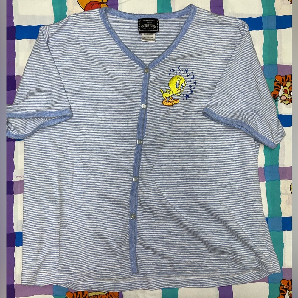 1999 Looney Tunes Sleep Shirt